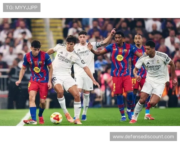 巴萨进攻体系过度依赖边路：单点打法对赛季稳定性形成制约